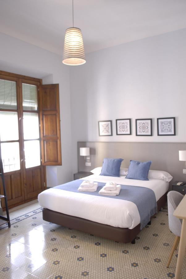 La Perla Granada Suites ภายนอก รูปภาพ