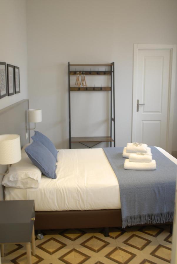La Perla Granada Suites ภายนอก รูปภาพ