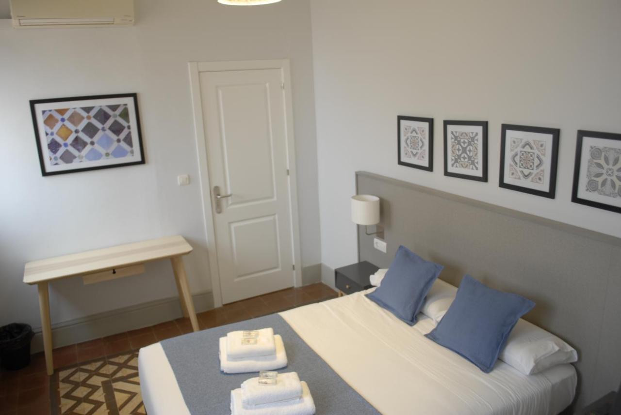 La Perla Granada Suites ภายนอก รูปภาพ