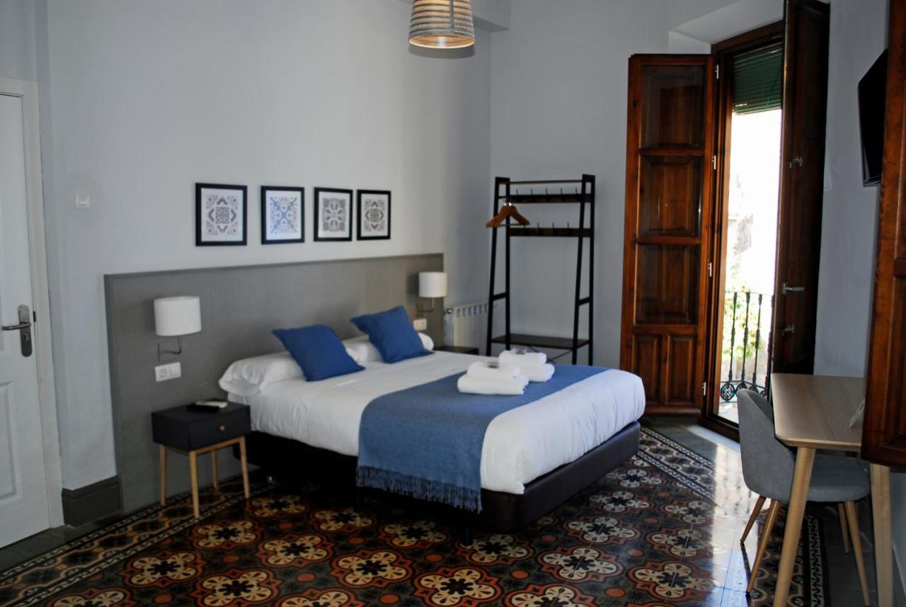 La Perla Granada Suites ภายนอก รูปภาพ