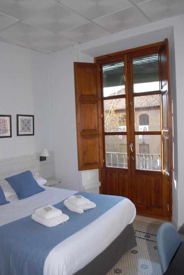 La Perla Granada Suites ภายนอก รูปภาพ